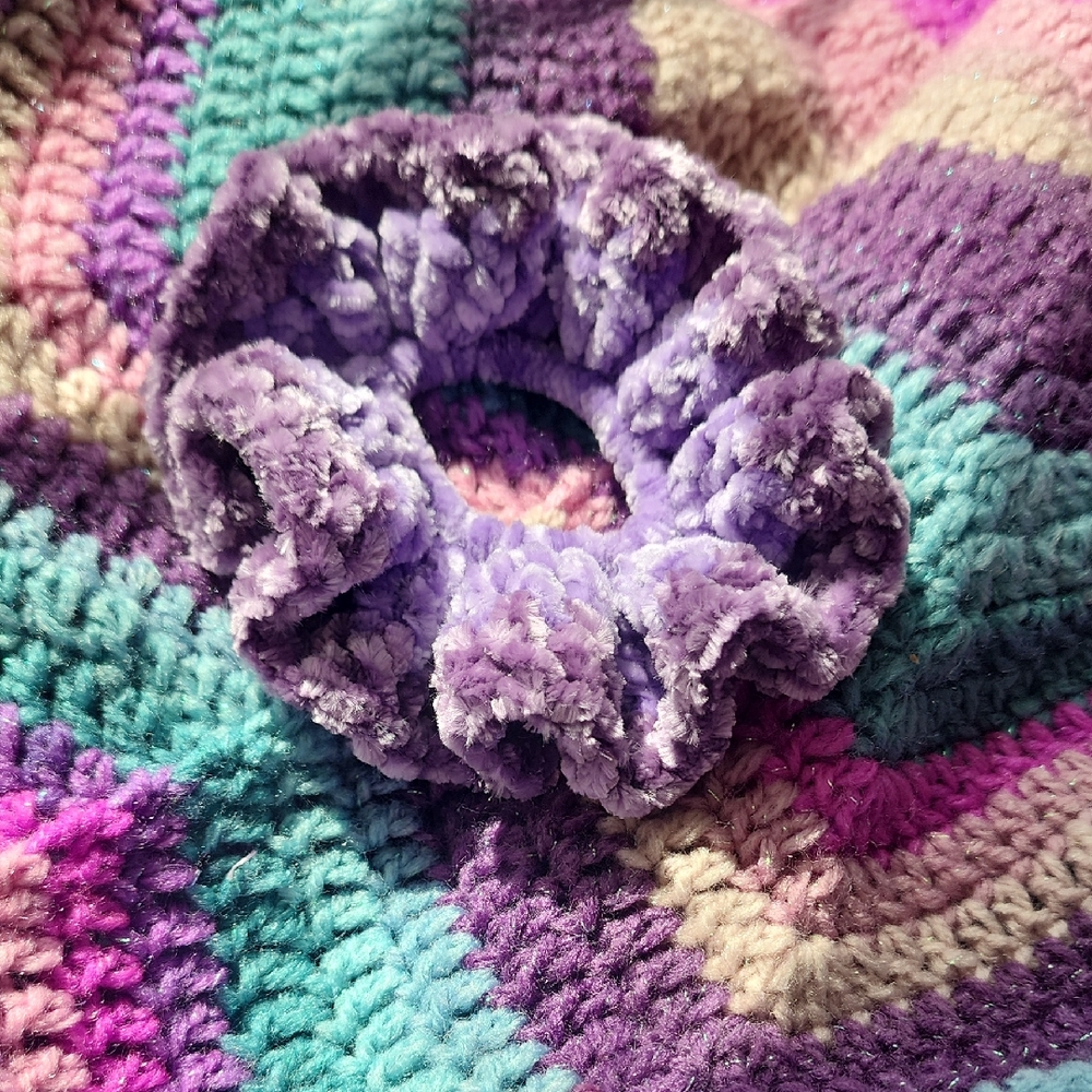 1 Scrunchie